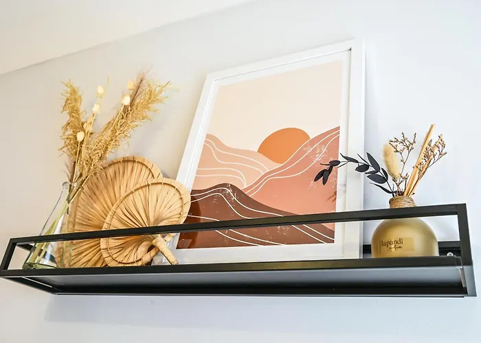 Urban Oasis, Stylish Townhouse In Central Cardiff